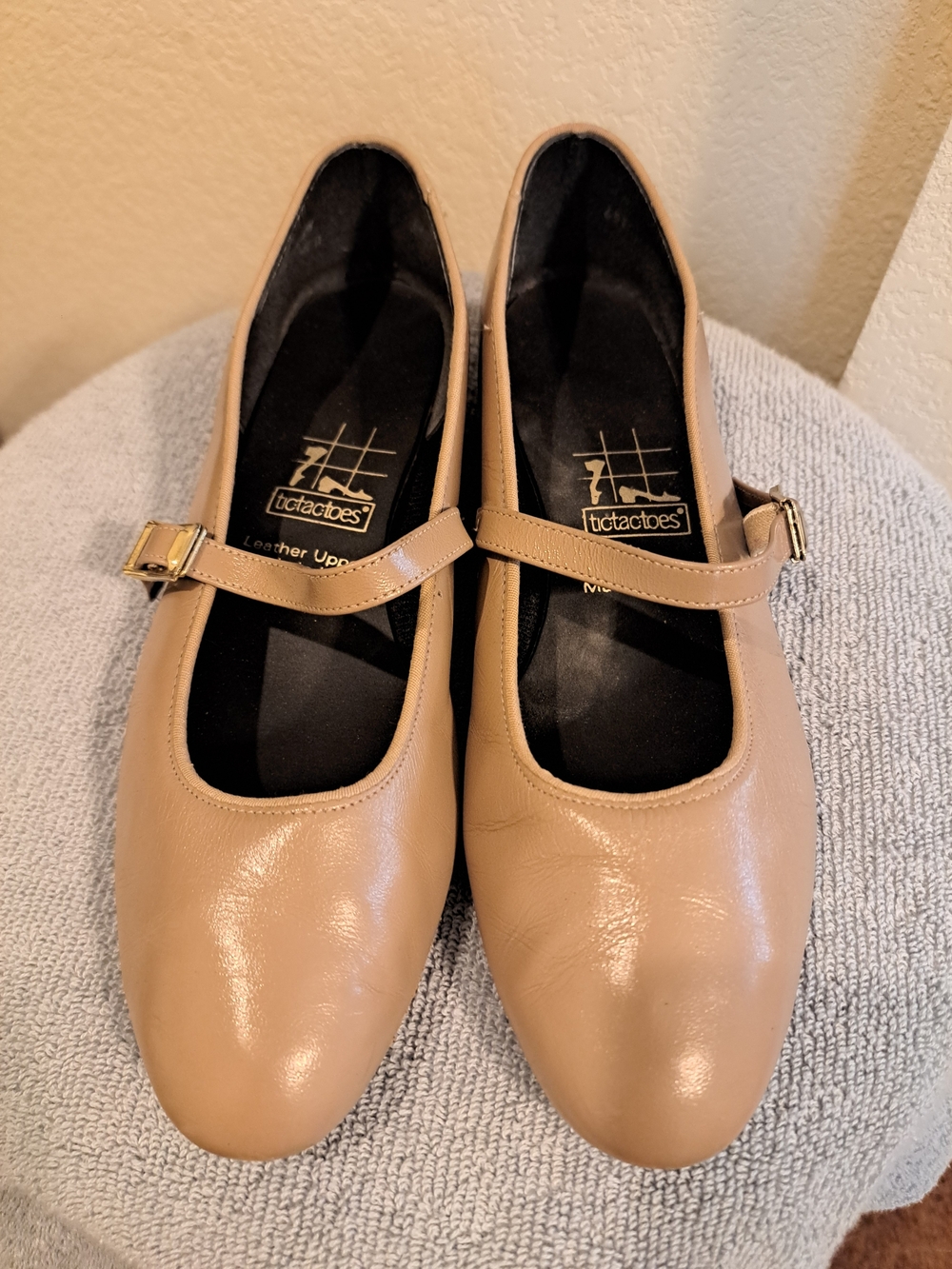 ✨ Vintage Made In USA Tic-Tac-Toes Leather Mary Jane Shoes